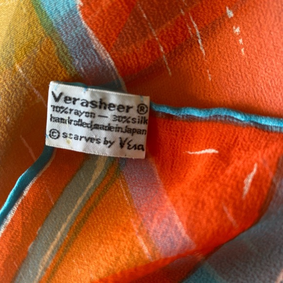 VERA Neumann NOS PRISTINE Silk Blend Bold Stripe Scarf w Hand Rolled Edges - Picture 8 of 9